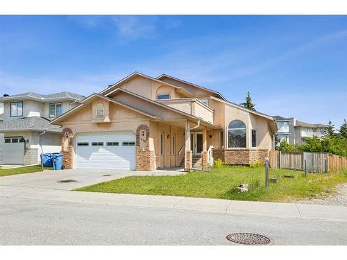 315 Hawkland Circle Nw, Calgary, AB - Outdoor With Facade