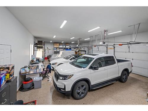 263010 Butte Hills Way, Rural Rocky View County, AB - Indoor Photo Showing Garage