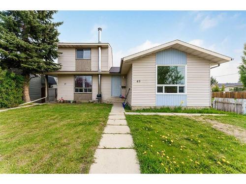 45 Falchurch Road Ne, Calgary, AB - Outdoor