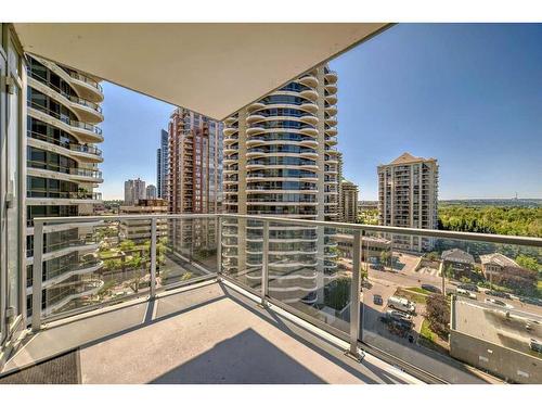 901-1025 5 Avenue Sw, Calgary, AB - Outdoor With Balcony With View