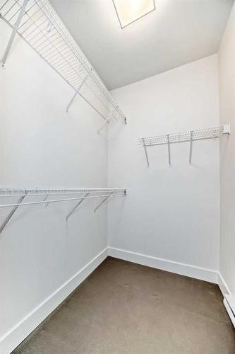 901-1025 5 Avenue Sw, Calgary, AB - Indoor With Storage