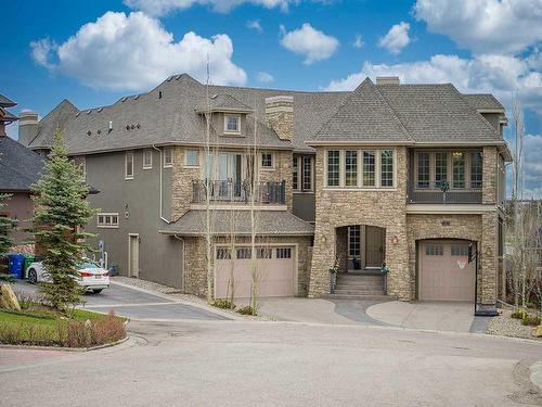 5 Elveden Point Sw, Calgary, AB - Outdoor With Balcony With Facade