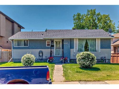 2445 30 Avenue Sw, Calgary, AB - Outdoor