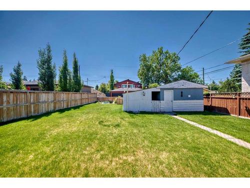 2445 30 Avenue Sw, Calgary, AB - Outdoor With Backyard