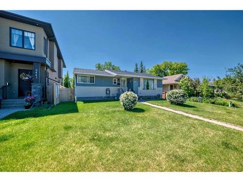 2445 30 Avenue Sw, Calgary, AB - Outdoor With Facade