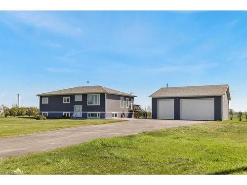 243077 Range Road 255, Rural Wheatland County, AB - Outdoor With Deck Patio Veranda