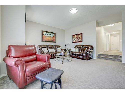 392 Nolan Hill Boulevard Nw, Calgary, AB - Indoor Photo Showing Other Room