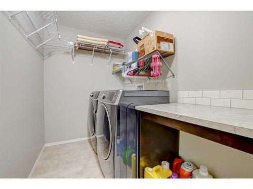 392 Nolan Hill Boulevard Nw, Calgary, AB - Indoor Photo Showing Laundry Room