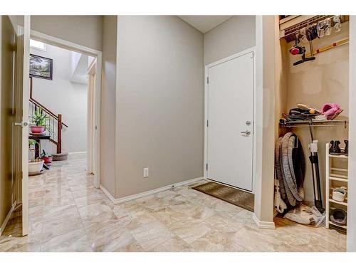 392 Nolan Hill Boulevard Nw, Calgary, AB - Indoor Photo Showing Other Room