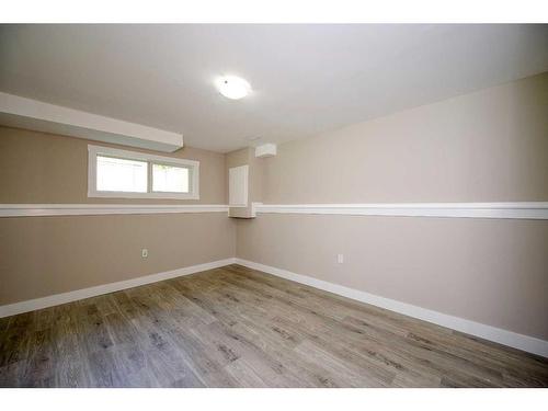 1072 Country Hills Circle Nw, Calgary, AB - Indoor Photo Showing Other Room