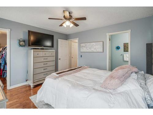 378 Arbour Grove Close Nw, Calgary, AB - Indoor Photo Showing Bedroom