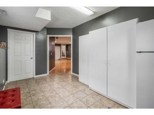 378 Arbour Grove Close Nw, Calgary, AB - Indoor Photo Showing Other Room