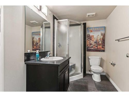 202-736 57 Avenue Sw, Calgary, AB - Indoor Photo Showing Bathroom