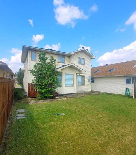 173 Coral Sands Place Ne, Calgary, AB - Outdoor