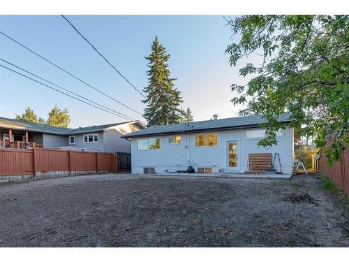 5408 Lakeview Drive Sw, Calgary, AB - Outdoor