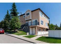 5-55 Collingwood Place NW Calgary, AB T2L 0R1