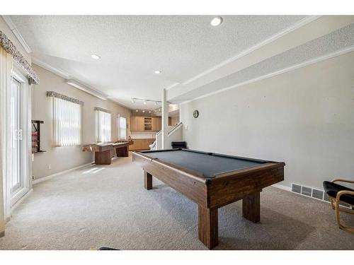 658 Hawkhill Place Nw, Calgary, AB - Indoor Photo Showing Other Room
