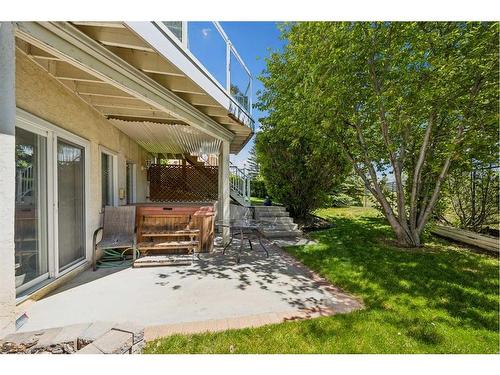 658 Hawkhill Place Nw, Calgary, AB - Outdoor With Deck Patio Veranda