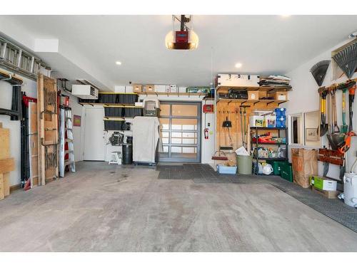 10931 Willowfern Drive Se, Calgary, AB - Indoor Photo Showing Garage