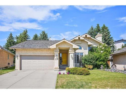 226 Hawkside Mews Nw, Calgary, AB - Outdoor With Facade