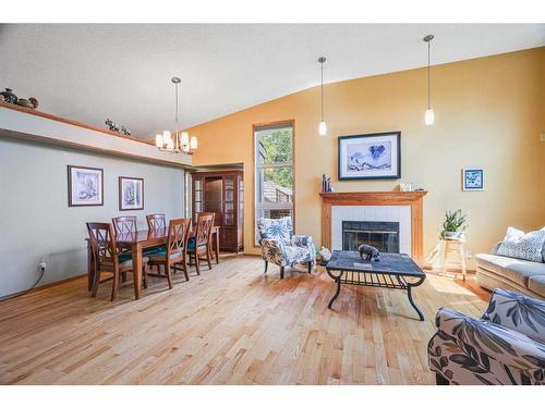 226 Hawkside Mews Nw, Calgary, AB - Indoor With Fireplace