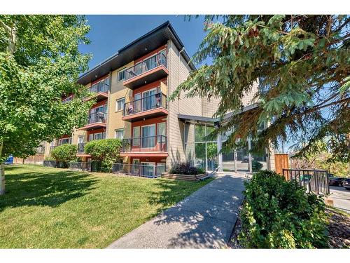 305-1424 22 Avenue Sw, Calgary, AB - Outdoor With Balcony