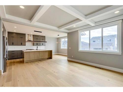 309 Coopersfield Rise Sw, Airdrie, AB - Indoor Photo Showing Kitchen