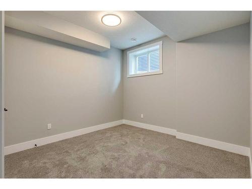 309 Coopersfield Rise Sw, Airdrie, AB - Indoor Photo Showing Other Room