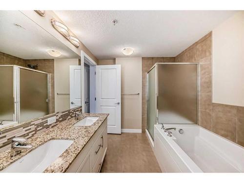 309-16 Varsity Estates Circle Nw, Calgary, AB - Indoor Photo Showing Bathroom