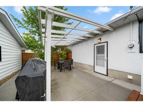 744 Mapleton Drive Se, Calgary, AB - Outdoor With Exterior