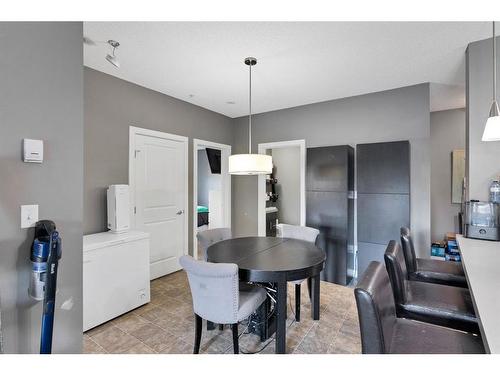 141-23 Millrise Drive Sw, Calgary, AB - Indoor Photo Showing Dining Room