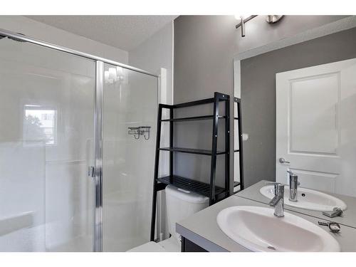 141-23 Millrise Drive Sw, Calgary, AB - Indoor Photo Showing Bathroom