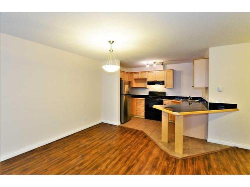 309-1631 28 Avenue Sw, Calgary, AB - Indoor