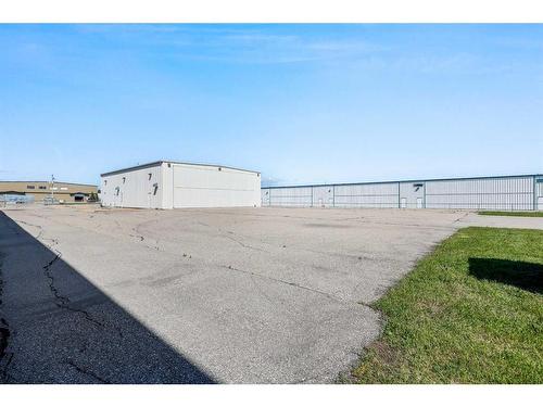 558 Hurricane Drive, Rural Rocky View County, AB 