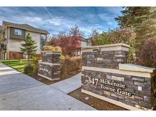 705 Mckenzie Towne Square Se, Calgary, AB - Outdoor