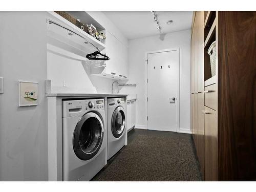 71 Coleridge Crescent Nw, Calgary, AB - Indoor Photo Showing Laundry Room