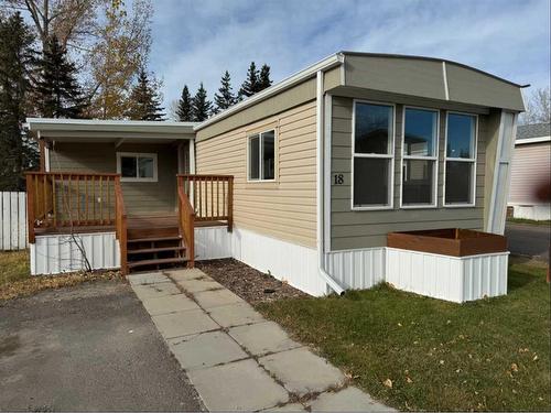 18-5800 46 Street, Olds, AB 