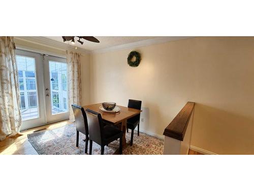 195 Becker Crescent, Fort Mcmurray, AB - Indoor Photo Showing Dining Room