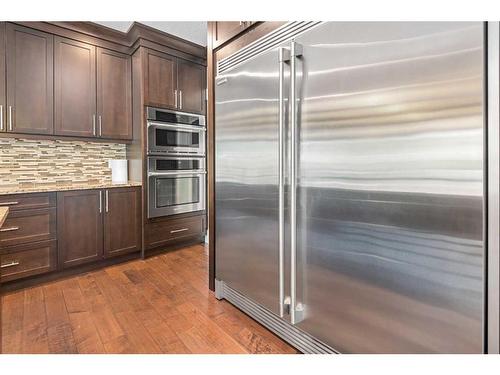 820 Coopers Square Sw, Airdrie, AB - Indoor Photo Showing Kitchen