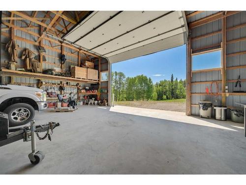 4441 Township Road 312, Rural Mountain View County, AB -  Photo Showing Garage