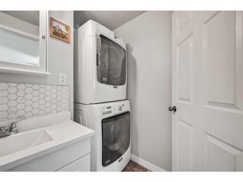 4441 Township Road 312, Rural Mountain View County, AB - Indoor Photo Showing Laundry Room