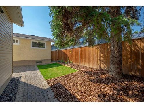 112 Baird Avenue, Cochrane, AB - Outdoor