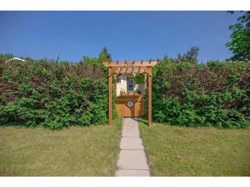 112 Baird Avenue, Cochrane, AB - Outdoor