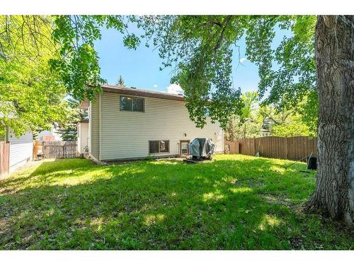 163 Wood Crest Place Sw, Calgary, AB - Outdoor