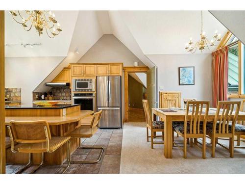 3 Woodlands Estates Crescent, Rural Rocky View County, AB - Indoor Photo Showing Dining Room