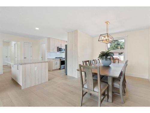 108 Rundlefield Close Ne, Calgary, AB - Indoor Photo Showing Dining Room