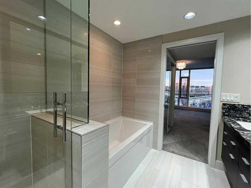 306-510 6 Avenue Se, Calgary, AB - Indoor Photo Showing Bathroom