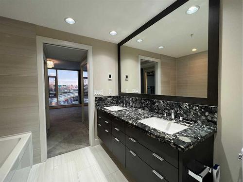 306-510 6 Avenue Se, Calgary, AB - Indoor Photo Showing Bathroom