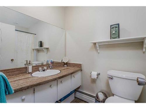 303-332 Cedar Crescent Sw, Calgary, AB - Indoor Photo Showing Bathroom