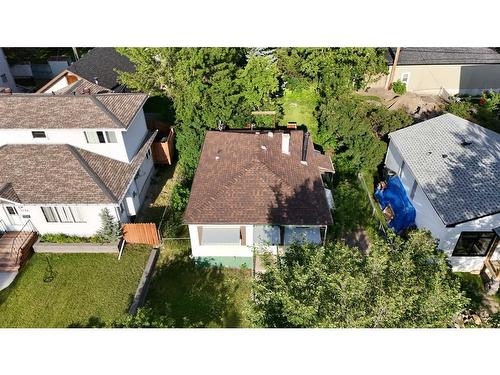 1724 28 Street Sw, Calgary, AB - Outdoor